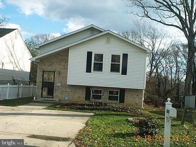 1410 Pacific Ave, Capitol Heights, MD 20743 - photo 1