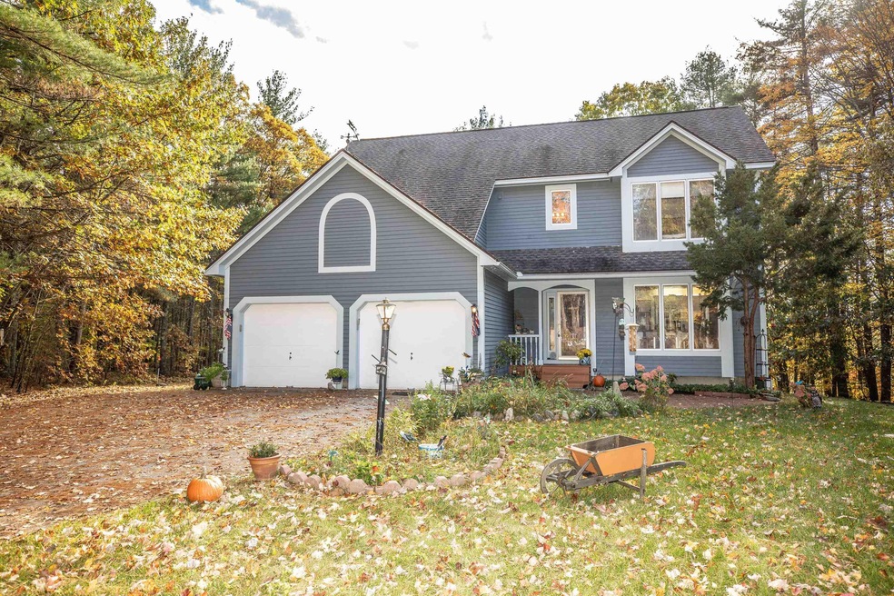 13 Mountain View Dr, Merrimack, NH 03054 - photo 1