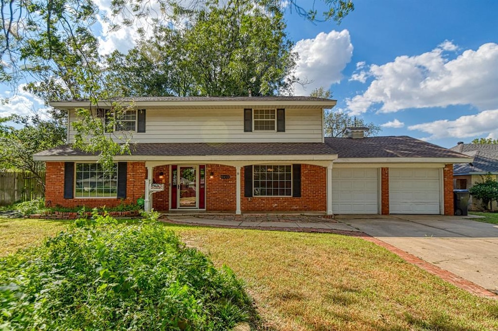 For Sale $324,900 • Co-Listing Agent