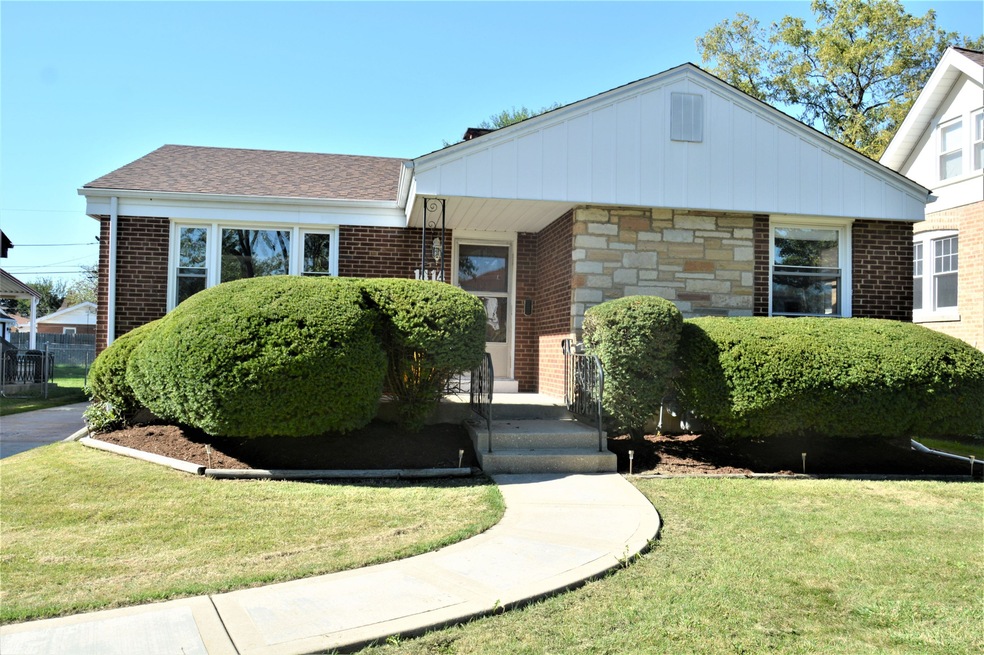 1414 Norfolk Ave, Westchester, IL 60154 - photo 1