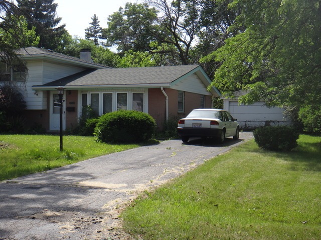 18950 Loretto Ln, Country Club Hills, IL 60478 - photo 1