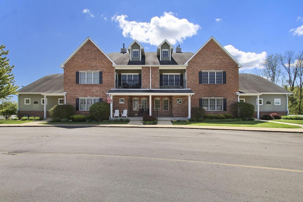 19533 Jamestown Pl Building