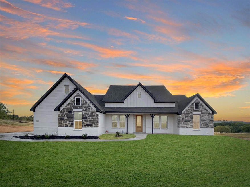 1005 Gonzollas Rd, Springtown, TX 76082 - photo 1