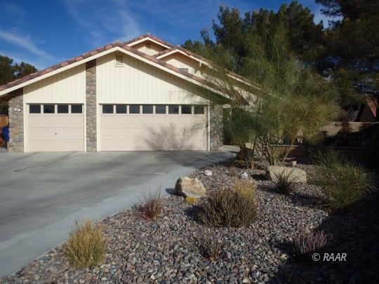 908 Cimarron Ct