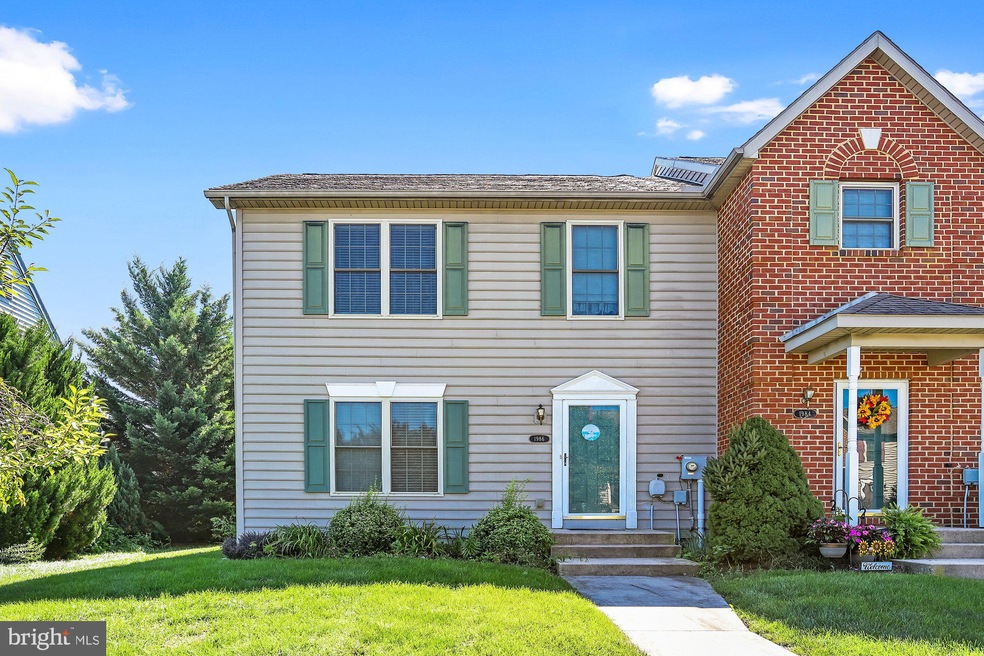 1986 Ashley Dr, Chambersburg, PA 17201 - photo 1