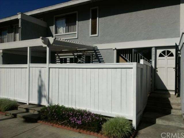 Large Private patio with patio cover.