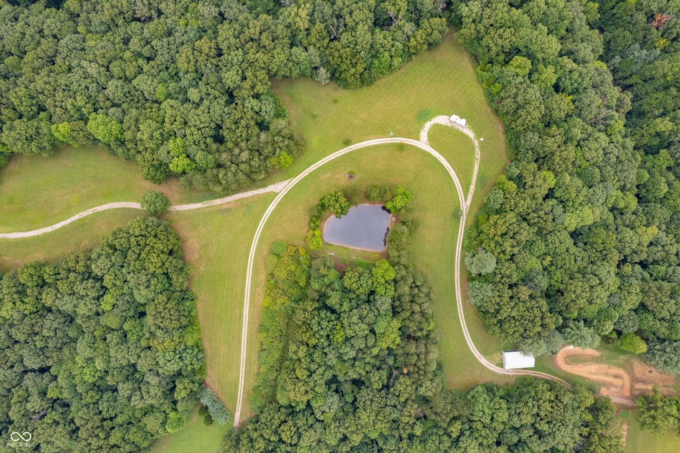 6600 Dixon Rd, Columbus, IN 47201 - photo 1