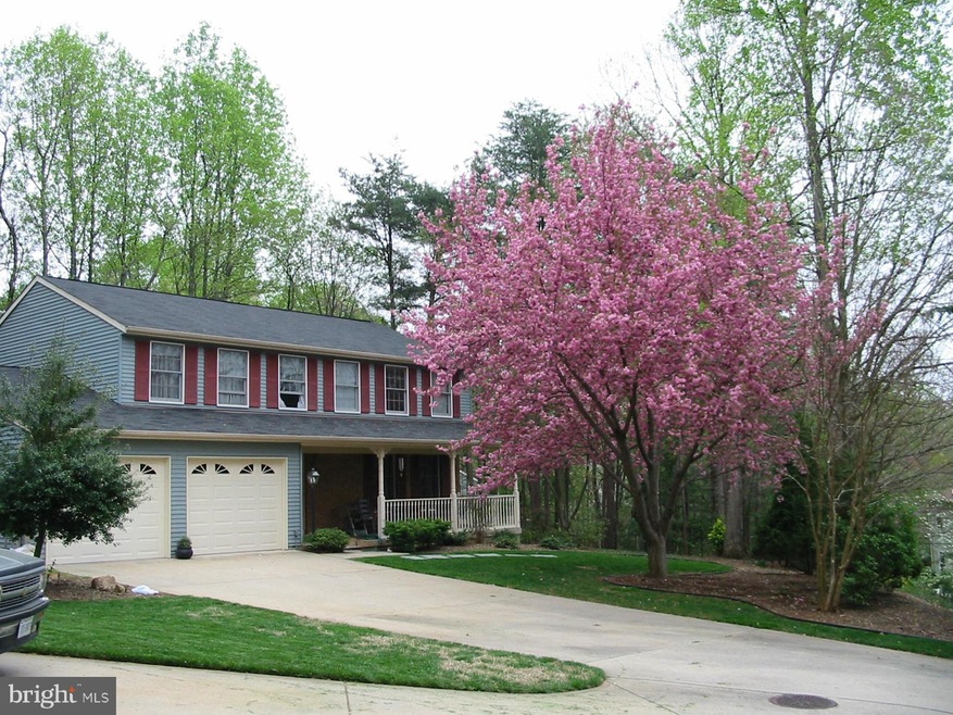 15017 Woodglen Ct, Dumfries, VA 22025 - photo 1