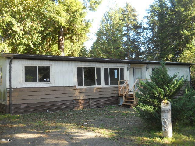 406 SE Reef Ave, Lincoln City, OR 97367 - photo 1