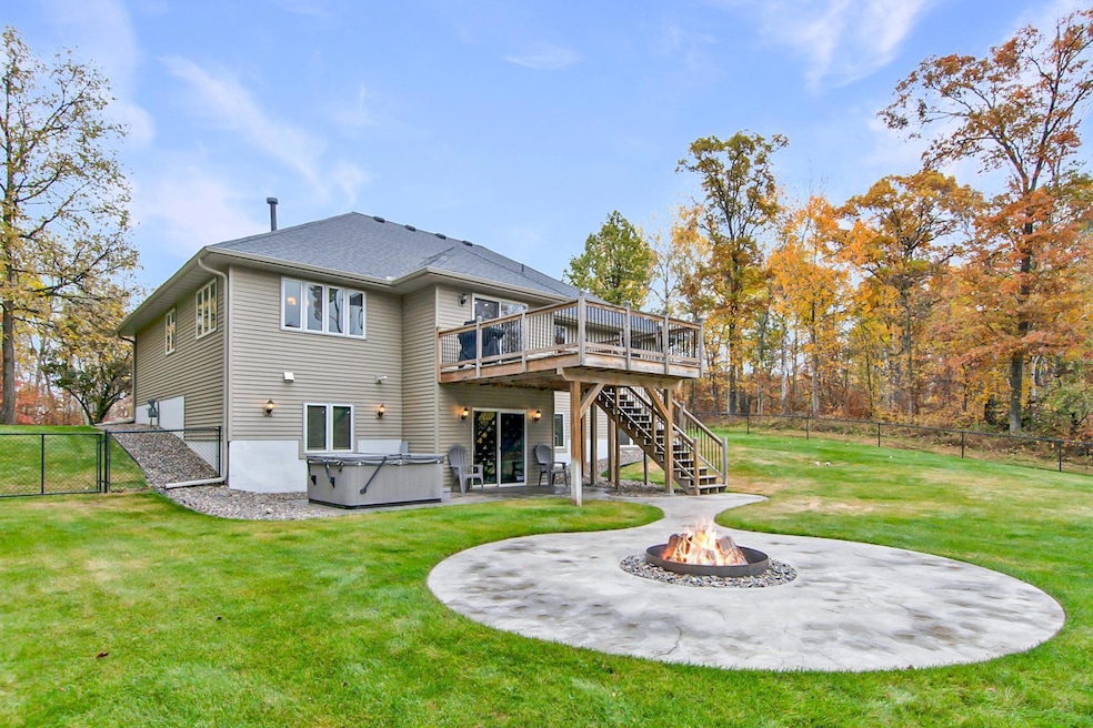 For Sale $549,900 • Co-Listing Agent