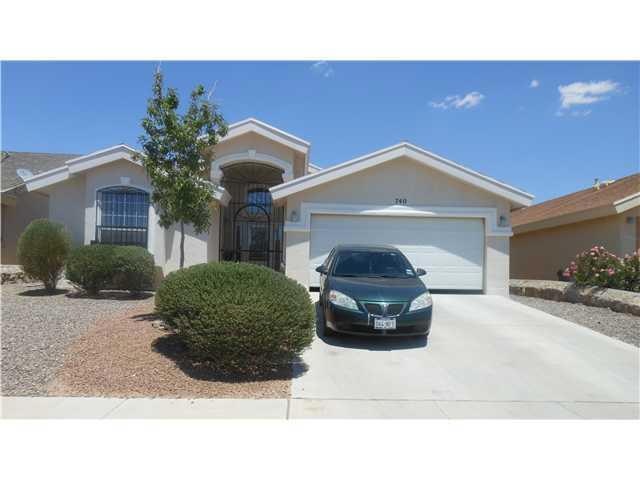 740 Nazareno St, El Paso, TX 79928 - photo 1