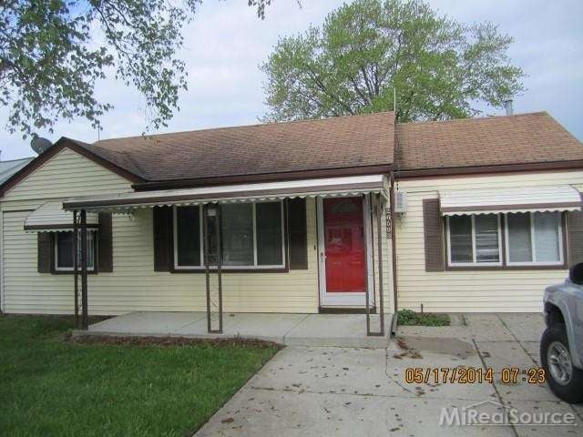 26593 Nagel St, Roseville, MI 48066 - photo 1