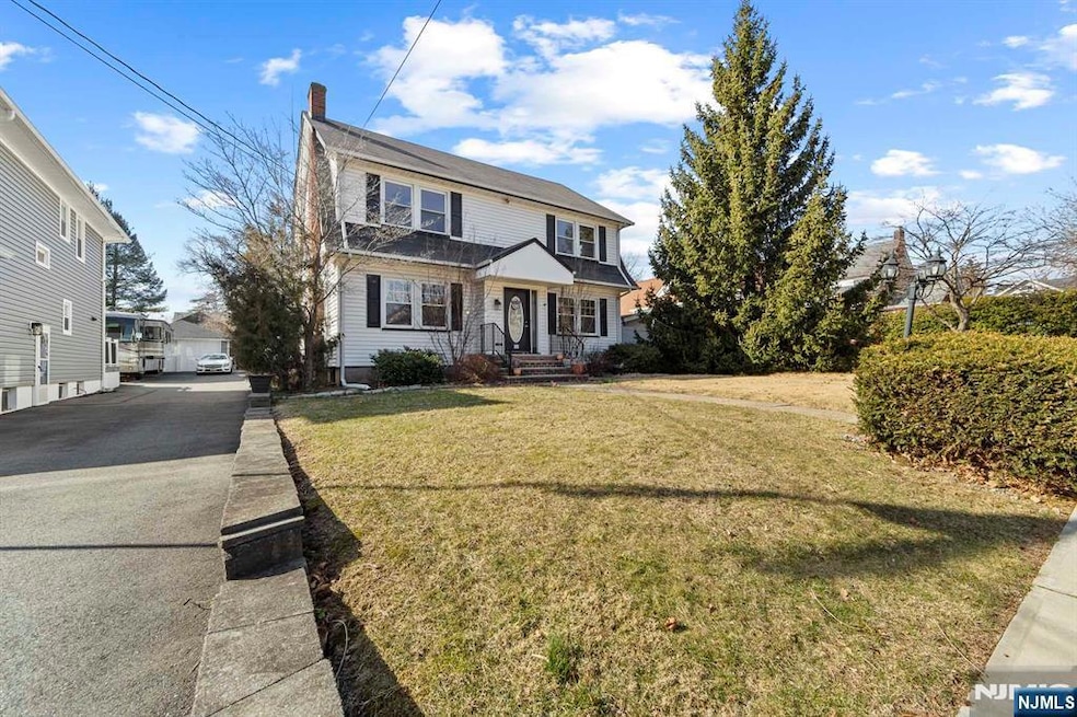 Sold $710,000 • Co-Listing Agent