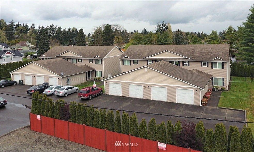 5211 66th St W, Tacoma, WA 98467 - photo 1