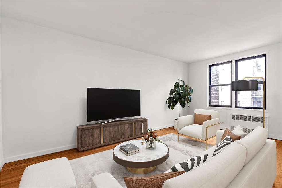 141-05 Pershing Crescent unit 210, Jamaica, NY 11435 - photo 1