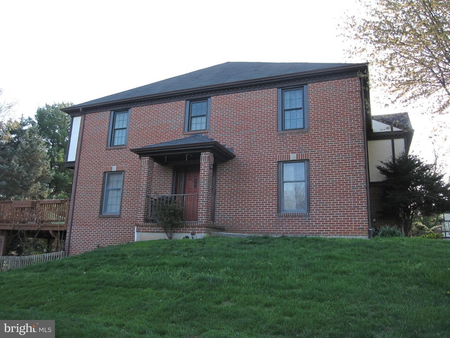 23 Dickens Square, Lutherville Timonium, MD 21093 - photo 1