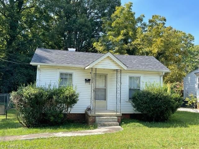 1245 Winslow Ave, Asheboro, NC 27205 - photo 1