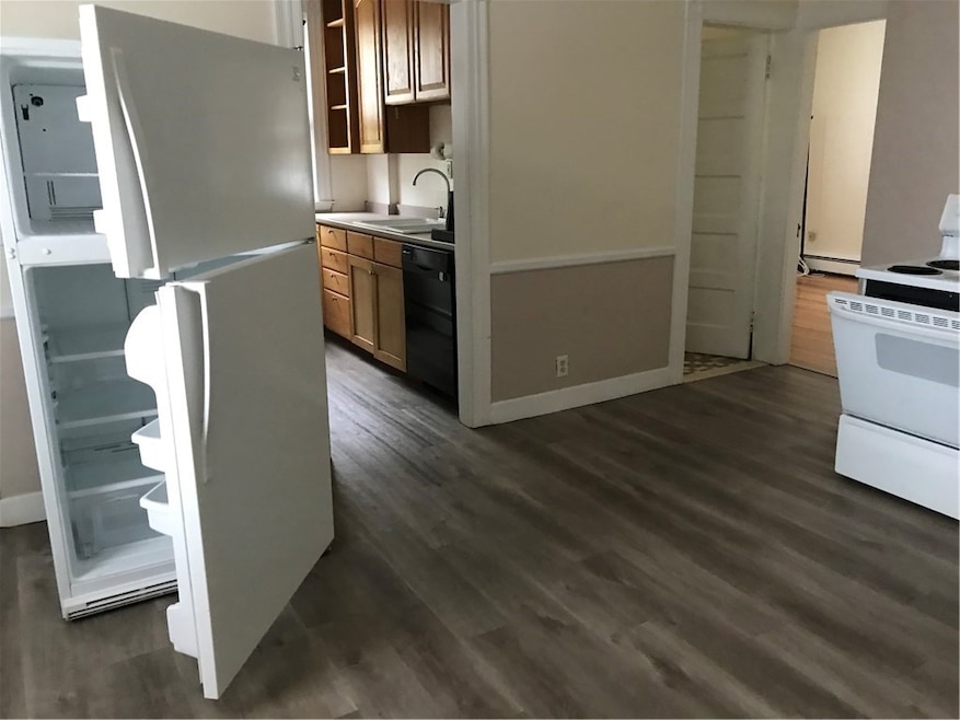 For Rent $1,750/month