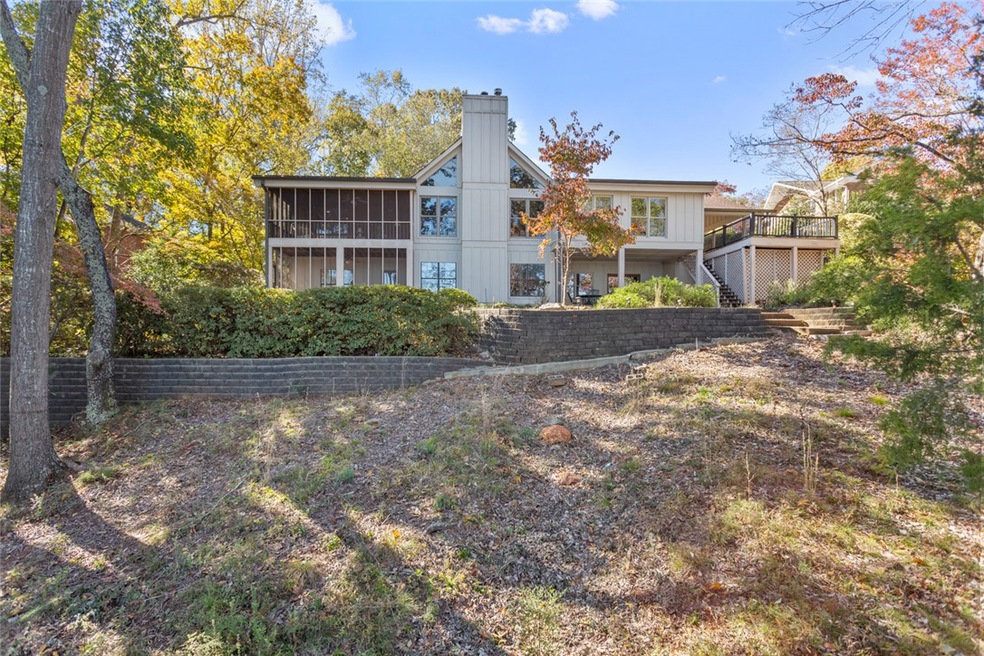 Under Contract $850,000