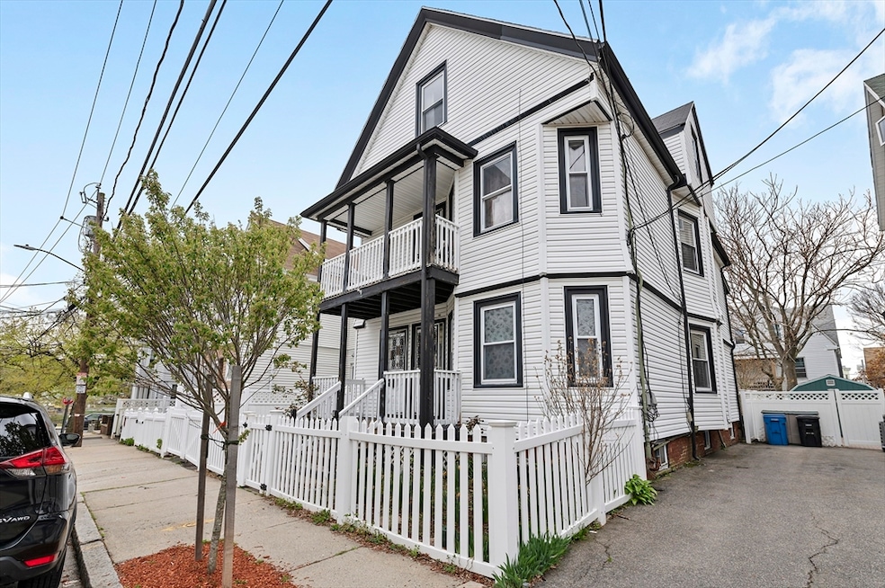 Sold $1,080,000 • Co-Listing Agent