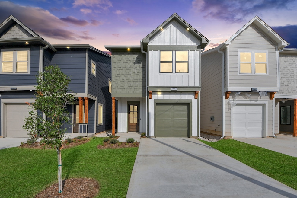 6320 Milwee St unit A, Houston, TX 77092 - photo 1