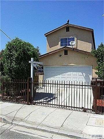 835 W Elm St, Compton, CA 90220 - photo 1
