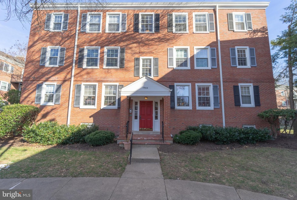 4904 29th Rd S unit A1, Arlington, VA 22206 - photo 1