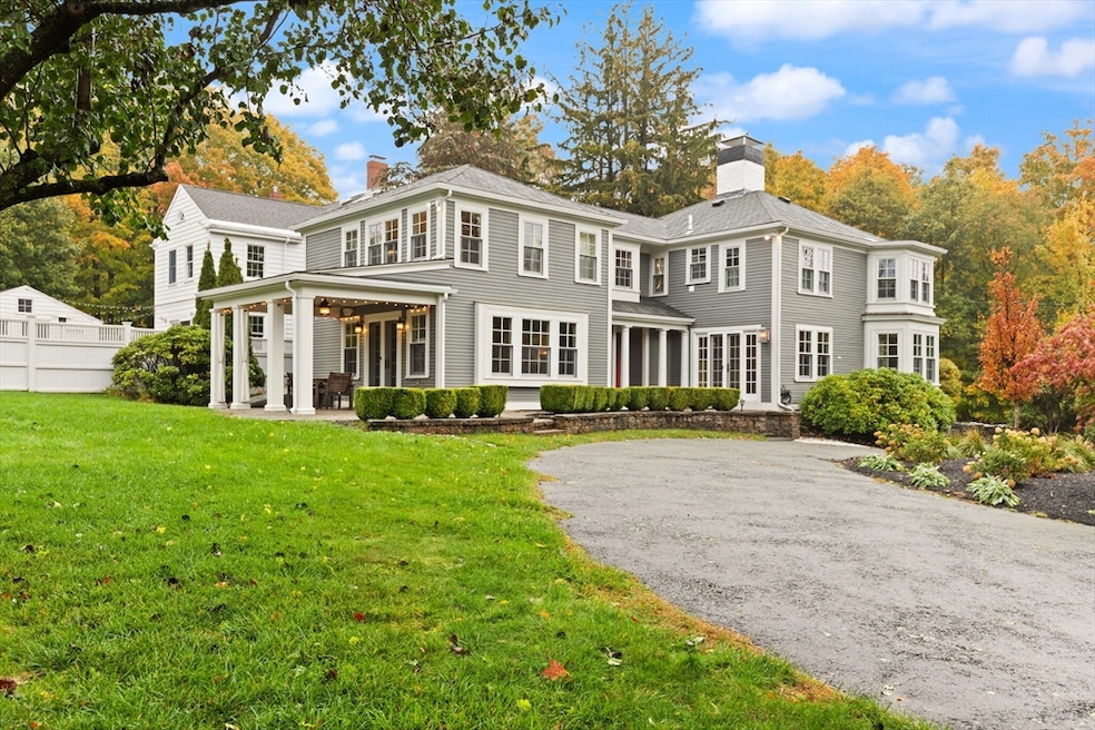 Pending $1,695,000 • Co-Listing Agent
