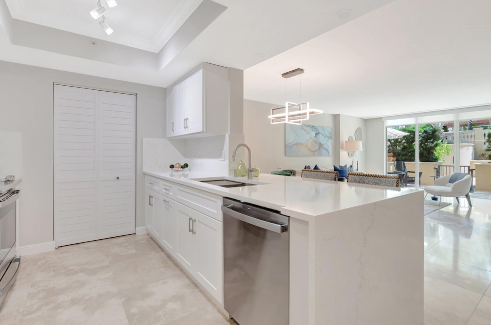 Under Contract $599,999