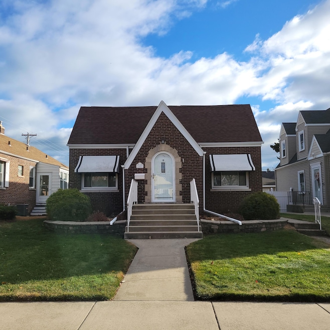 1607 Parkview Ave, Whiting, IN 46394 - photo 1