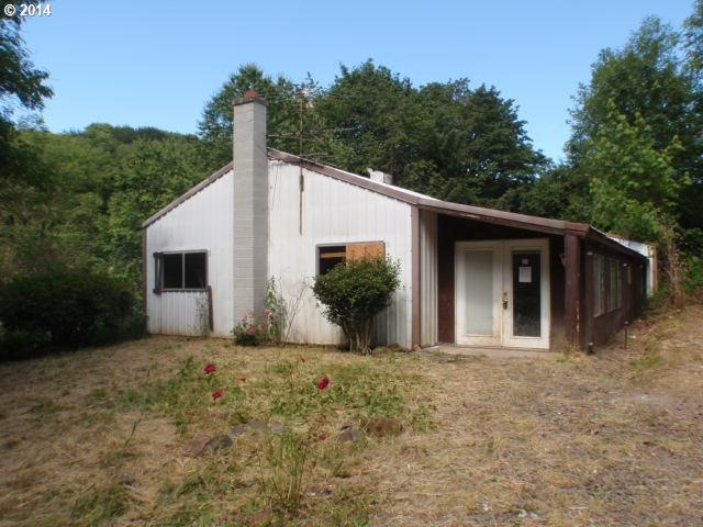 29841 Barker Rd, Rainier, OR 97048 - photo 1