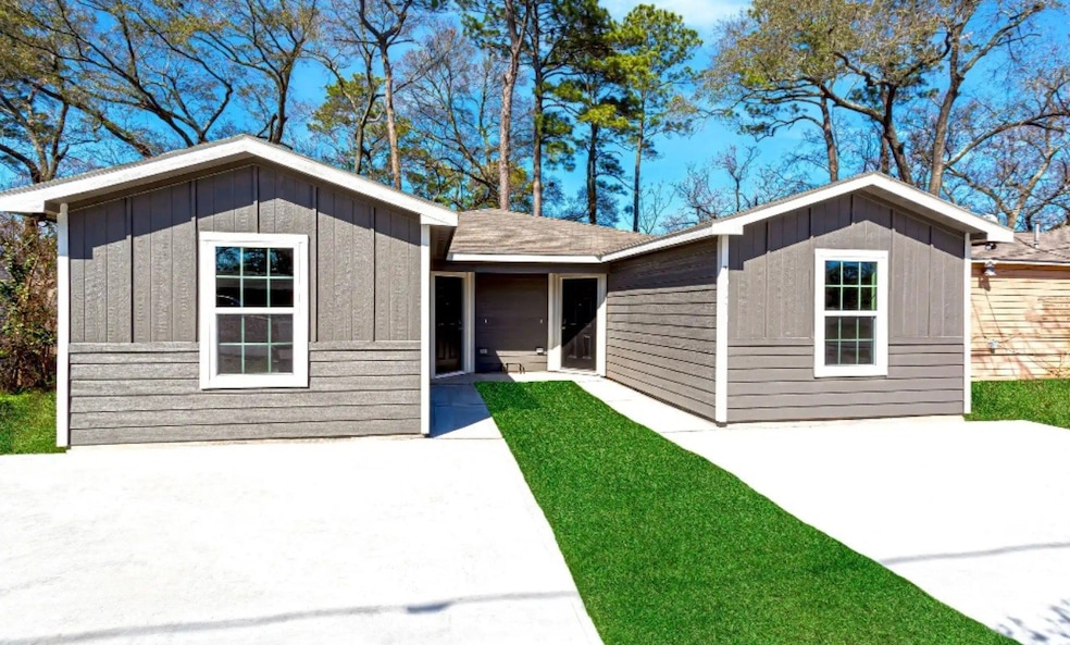 7925 Way St, Houston, TX 77028 - photo 1