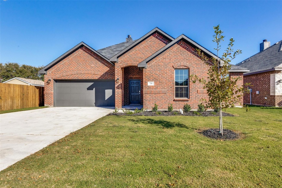 728 Hackamore St, White Settlement, TX 76108 - photo 1