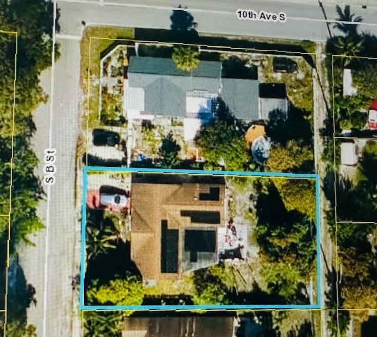 1010 S B St, Lake Worth, FL 33460 - photo 1