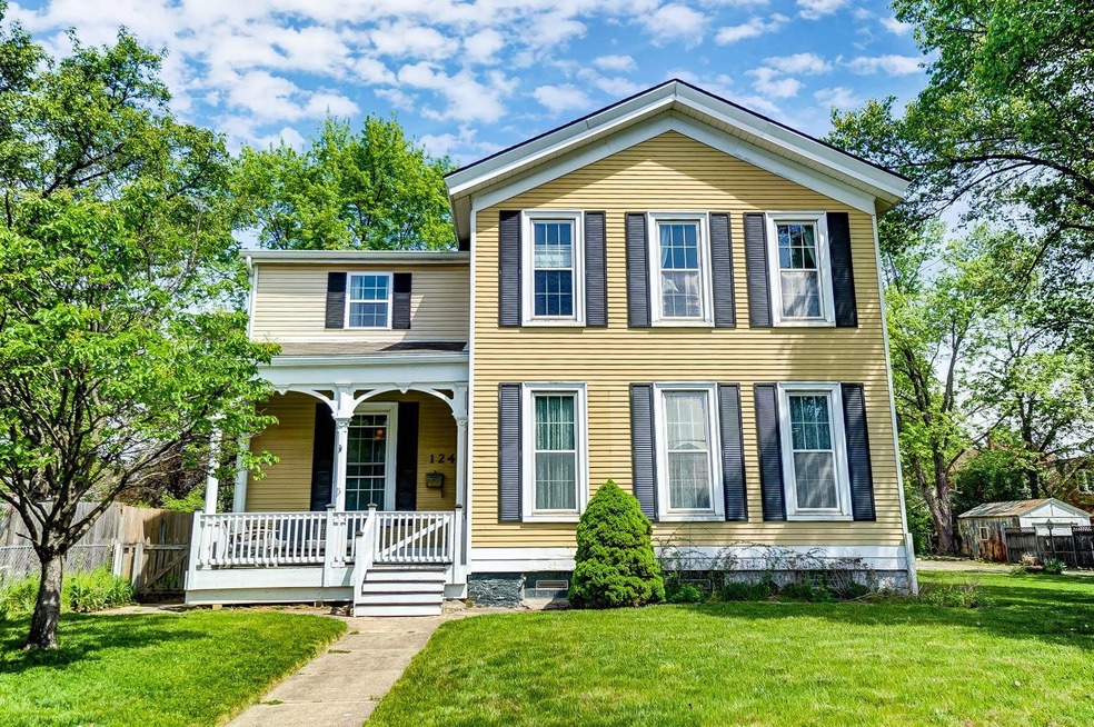 124 W Seymour Ave, Cincinnati, OH 45216 - photo 1