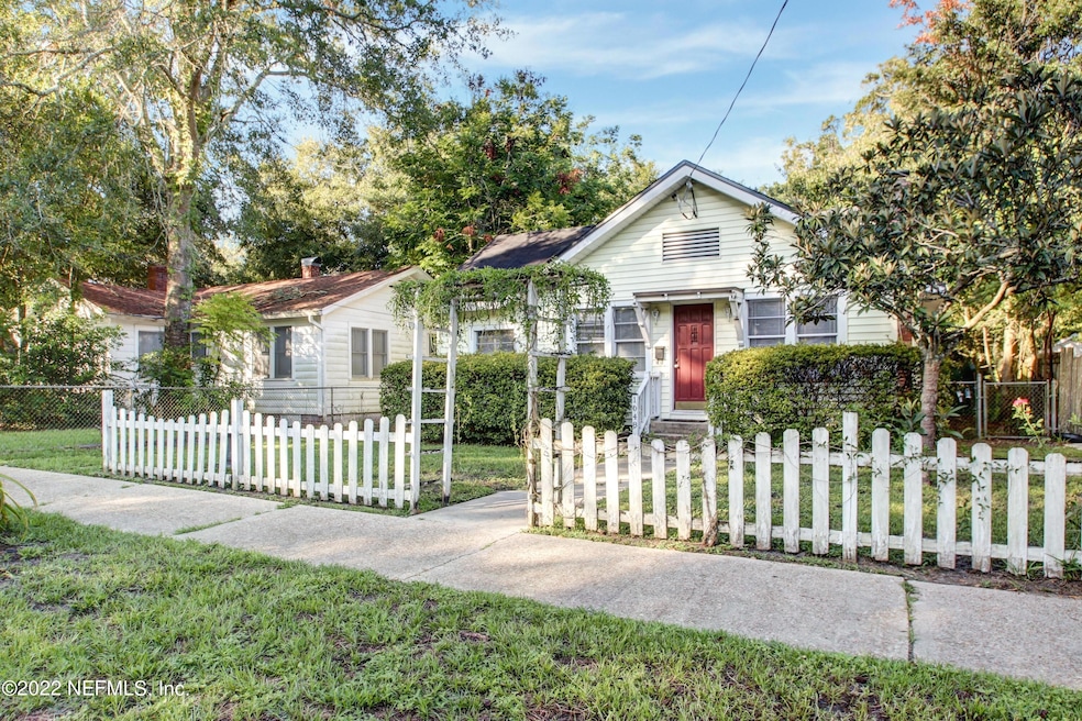 1048 Lark St, Jacksonville, FL 32205 - photo 1
