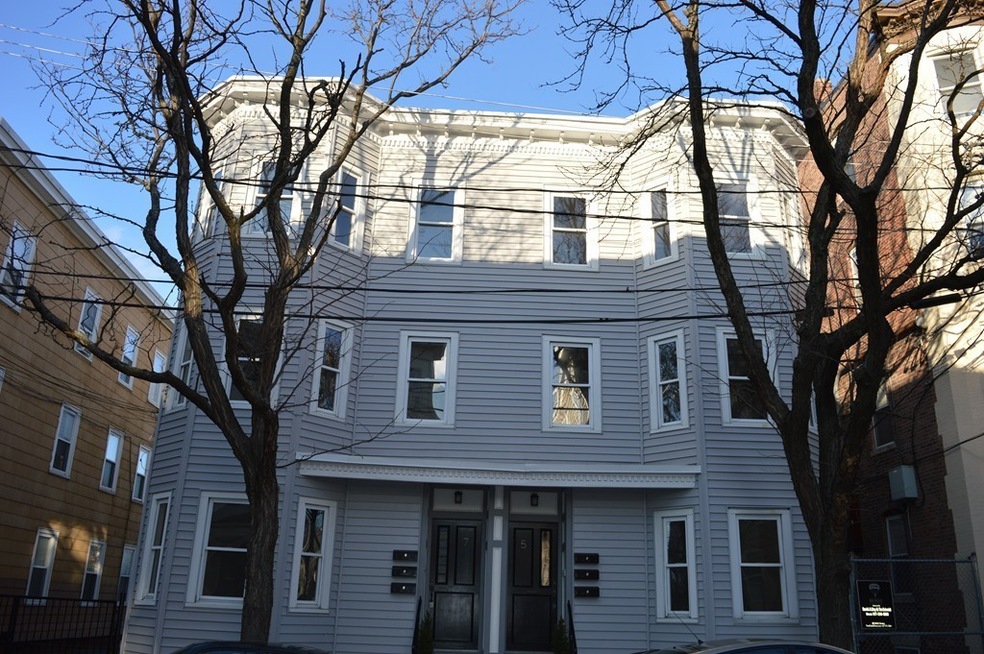 5 Marcella St unit 1, Cambridge, MA 02141 - photo 1