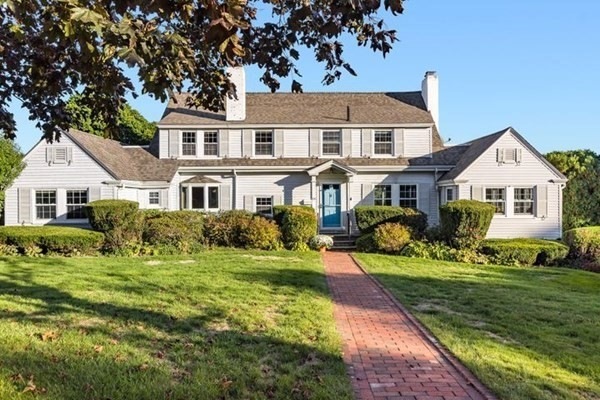 Sold $1,750,000 • Co-Listing Agent