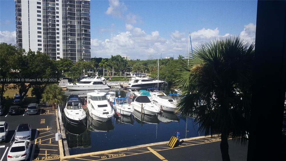 3401 N Country Club Dr unit 412, Miami, FL 33180 - photo 1