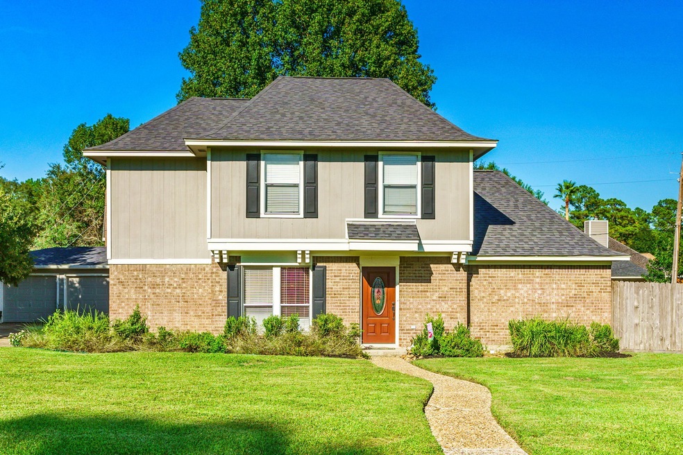 318 Odessa Dr, Magnolia, TX 77354 - photo 1