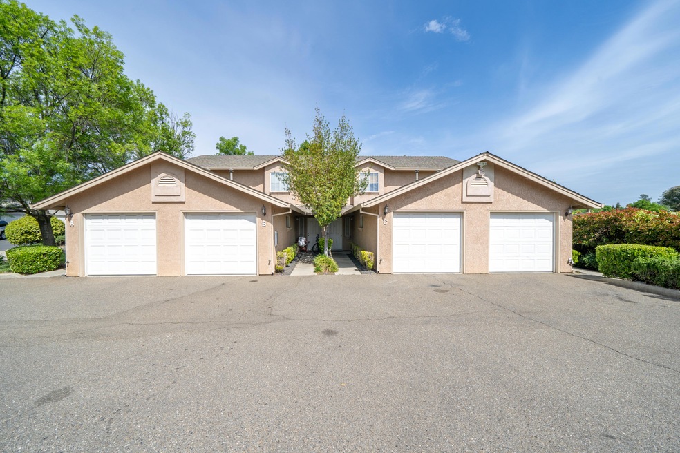 1460 Serrano Pl-6