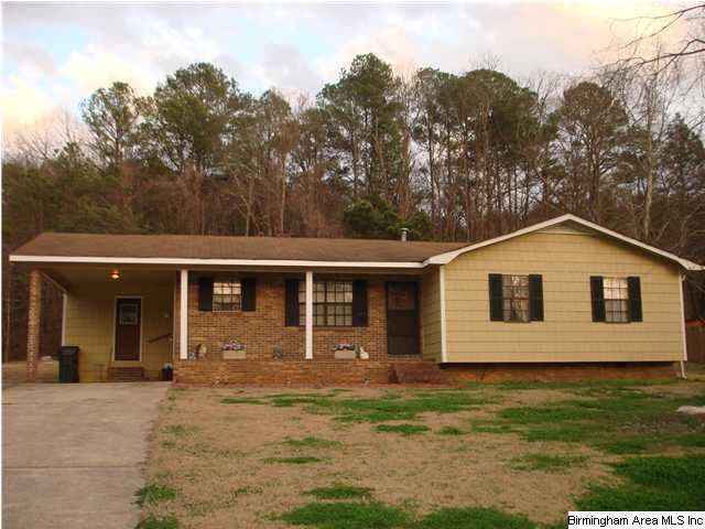 Well Maintained 3 Bedroom, 2 Bath Home