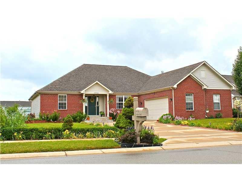 12764 Raiders Blvd, Fishers, IN 46037 - photo 1