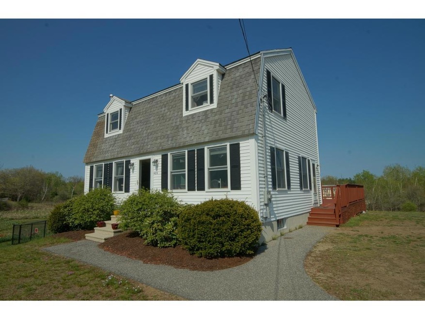 486 Mammoth Rd, Pelham, NH 03076 - photo 1