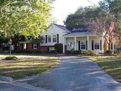 2438 Pinewood Ct, Flushing, MI 48433 - photo 1