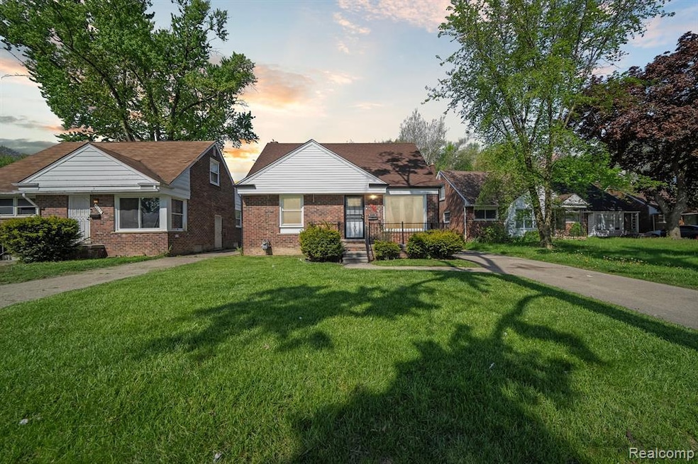 For Sale $139,999 • Co-Listing Agent