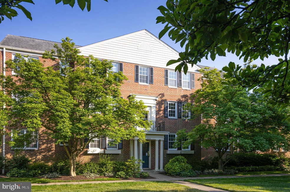 6702 W Wakefield Dr unit B2, Alexandria, VA 22307 - photo 1