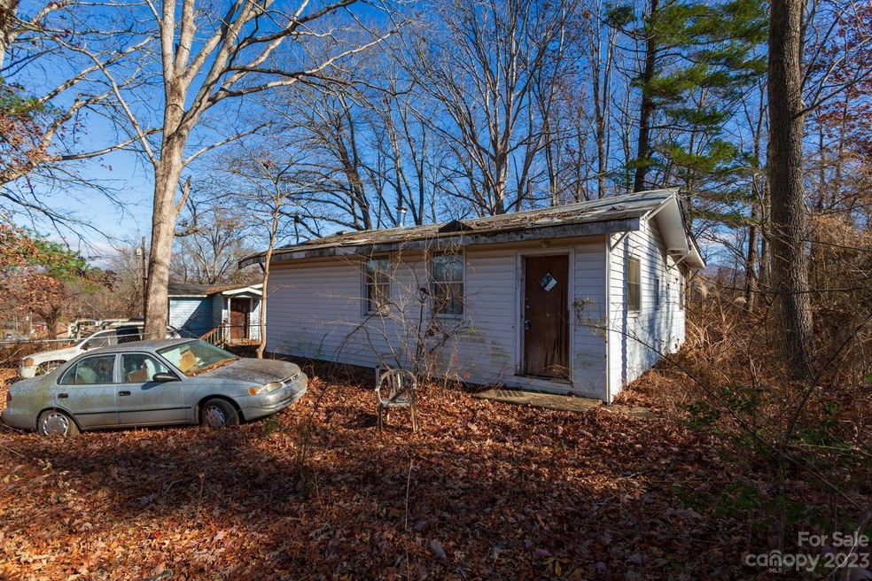 501 Booker St, Asheville, NC 28803 - photo 1