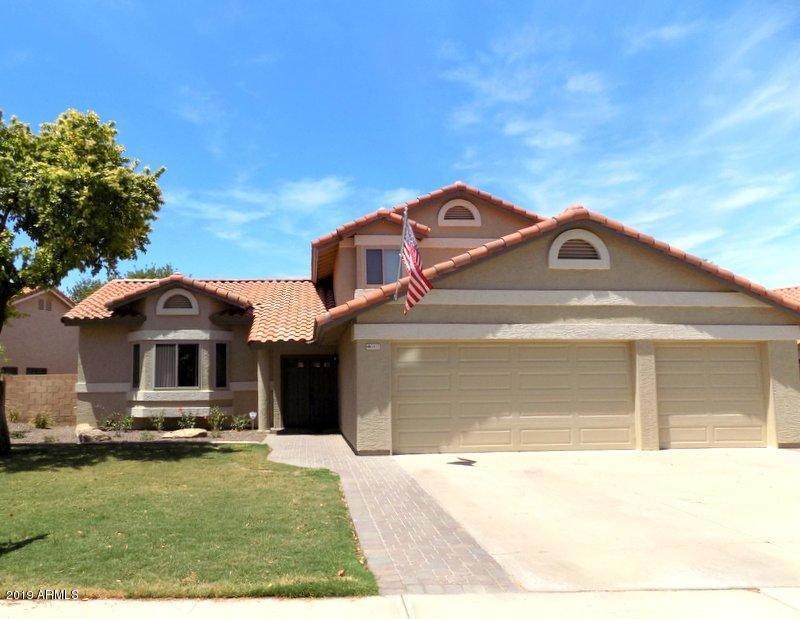 1402 N Pebble Beach Dr, Gilbert, AZ 85234 - photo 1