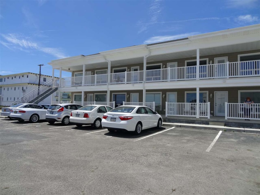 411 E Toledo Ave, Wildwood, NJ 08260 - photo 1